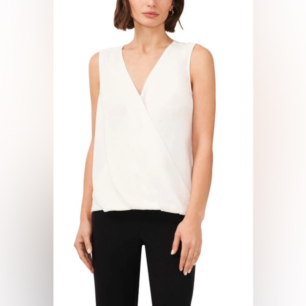 NWOT Halogen Cream Wrap Sleeveless Blouse Sz S - snap needs to be fixed
